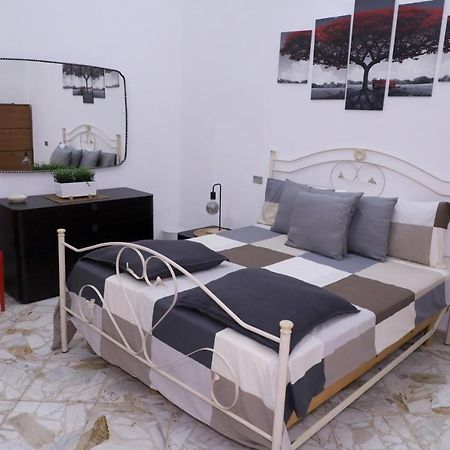 Casa Vacanza Federica Bari Bagian luar foto