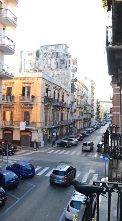 Casa Vacanza Federica Bari Bagian luar foto