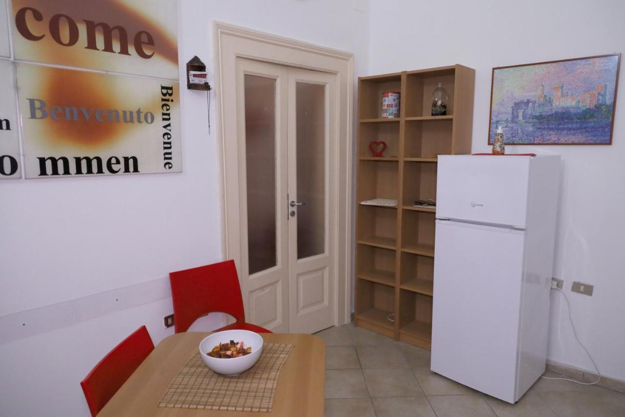 Casa Vacanza Federica Bari Bagian luar foto